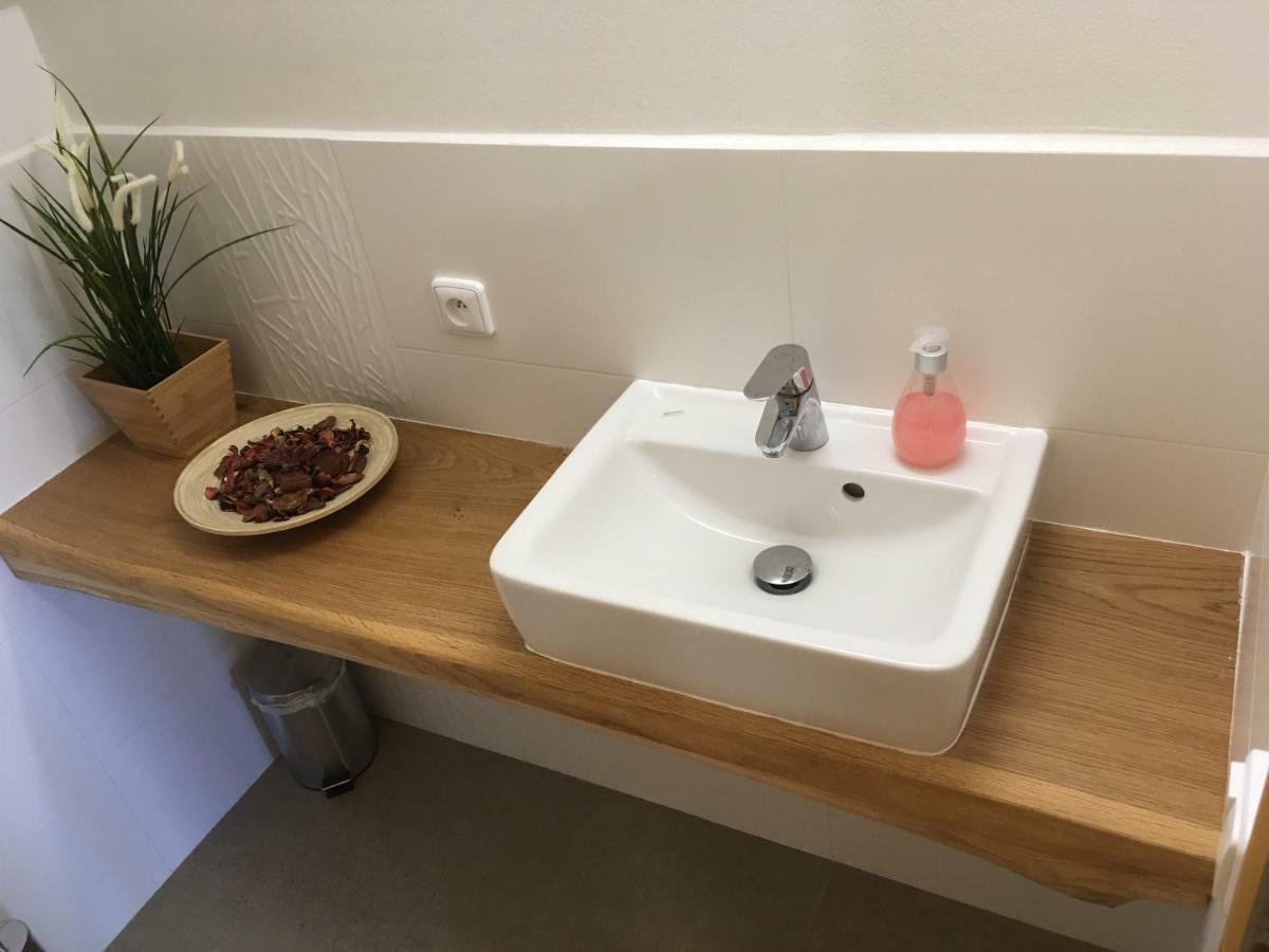 Horsky Apartman Vyhlidka Rejviz Zlaté Hory Exteriör bild